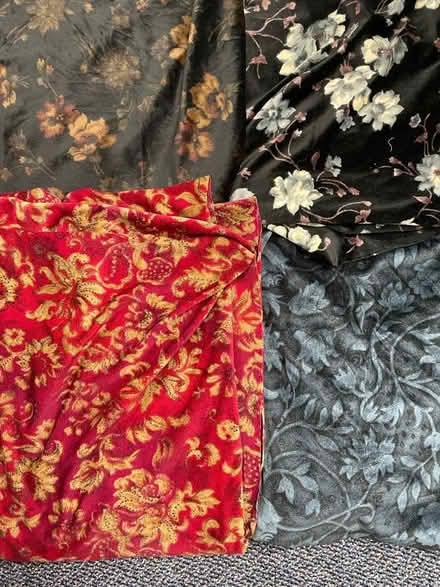 Photo of free Stretch Velvet Pieces (Islington and 401) #1