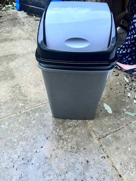 Photo of free Bin (SW14) #1