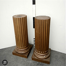 Photo of 2 identical old pillars (Dixie and Bloor. Mississauga.) #4