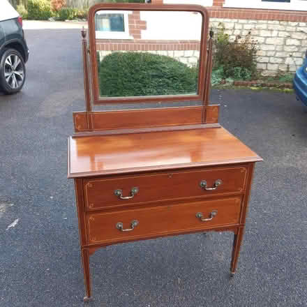 Photo of free Elegant Edwardian dressing table (Biddenham MK40) #1
