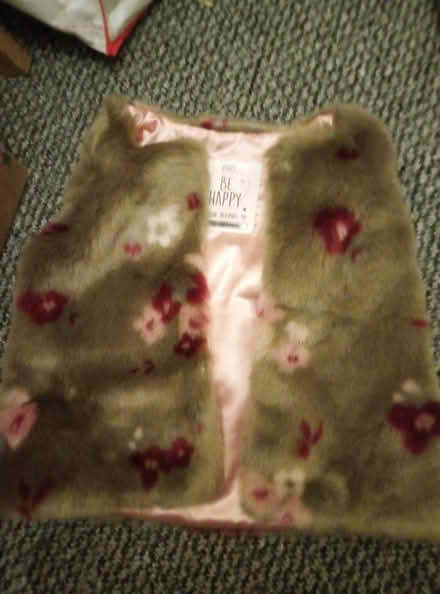 Photo of free Girls 2-3yr Body Warmer (HX3) #1