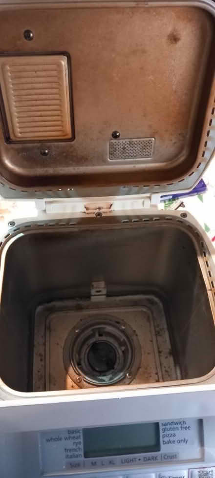 Photo of free Bread maker (Waterlooville PO8) #3