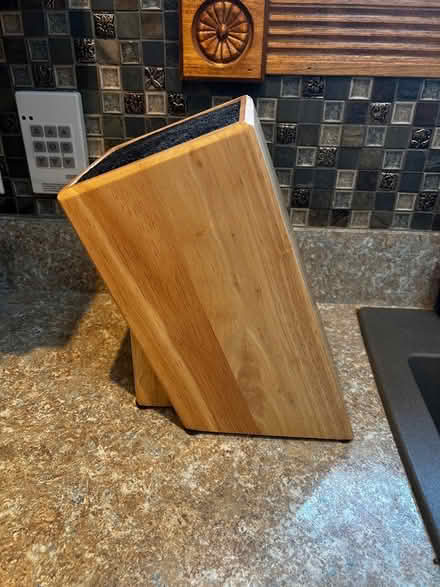Photo of free Kitchen Knife Block (Quakertown) #2
