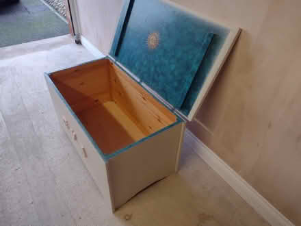 Photo of free Solid wooden ottoman / storage (Warwick CV34 6) #1