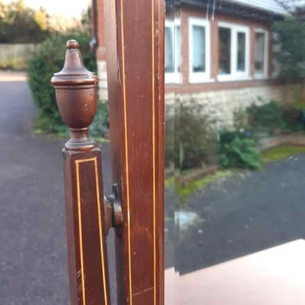 Photo of free Elegant Edwardian dressing table (Biddenham MK40) #3
