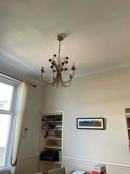 Photo of free Wall and ceiling lights set (Pollokshaws E G43) #1