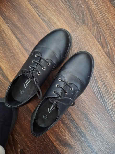 Photo of free Pair of size 5 shoes never been worn (Honor Oak SE23) #1