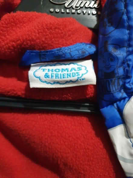 Photo of free Jacket and raincoat (IG3) #4