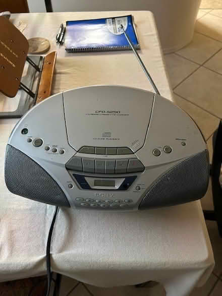 Photo of free Boom box (Oldsmar near Walmart) #1