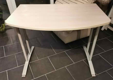 Photo of free Computer desk (Fareham PO15) #2