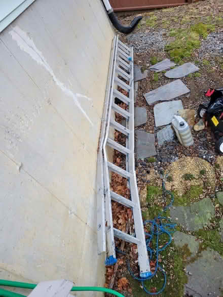 Photo of free Damaged ladder, scrap aluminum (Ward Park) #1