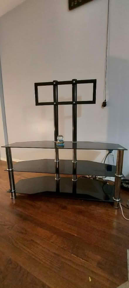 Photo of free TV stand (East New York) #1