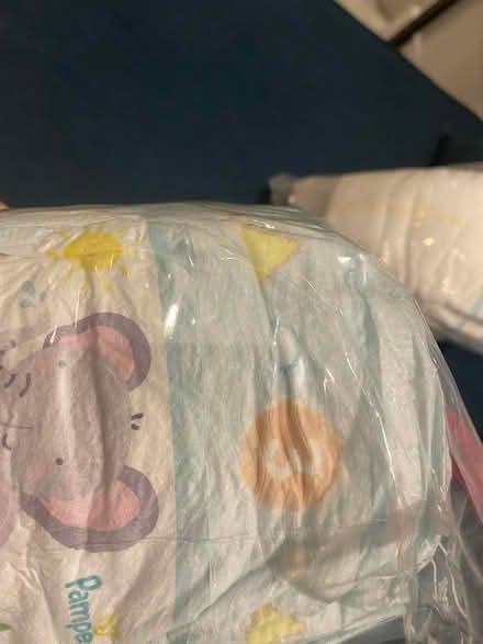 Photo of free Pampers size 3 (SE6) #2