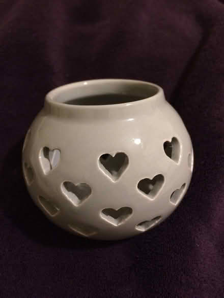 Photo of free Ceramic tea light holder (Mytchett. GU16) #1