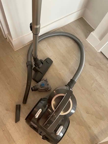 Photo of free Vacuum, fully functioning (BS7) #2