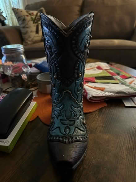 Photo of free Cowboy boot vase (Saugerties) #3