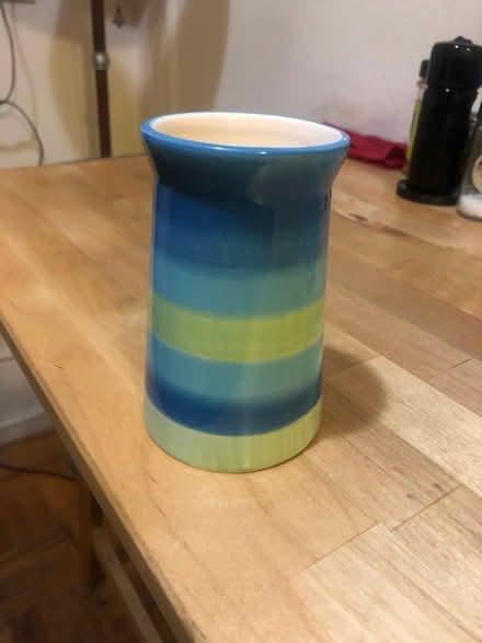 Photo of free Bathroom cup, ceramic (Northern Manhattan (Inwood)) #1