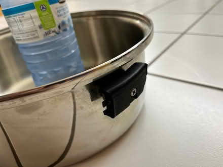 Photo of free Pot (broken handle on one side) (Streetsville) #2