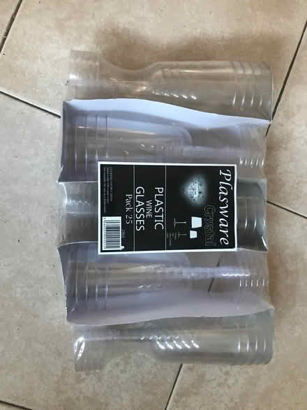 Photo of free 25 Plastic flutes (CT2) #1