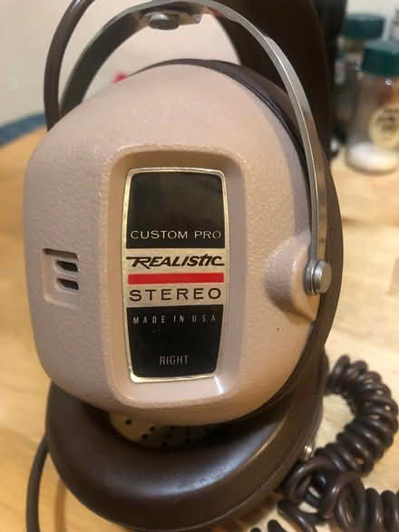 Photo of free Headphones (Northern Manhattan (Northern Manhattan (Inwood)) #2