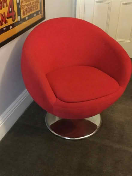 Photo of free Swivel chair (Dulwich Hill) #1