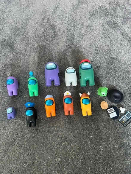 Photo of free Among Us Selection (Wickford SS11) #1