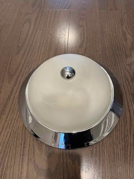 Photo of free Light fixtures (Southwest Oakville) #2