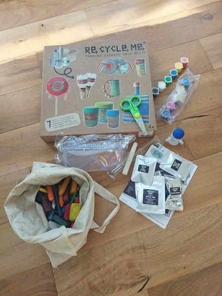 Photo of free Variety of Kids art items (Guildford GU2) #1
