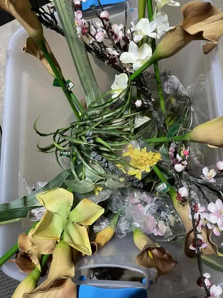 Photo of free Random fake flowers (New Monmouth area Middletown) #1