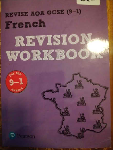 Photo of free GCSE revision books (Devon Park) #1