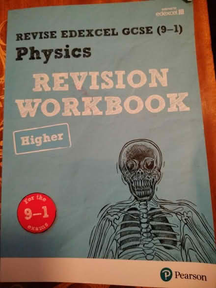Photo of free GCSE revision books (Devon Park) #3