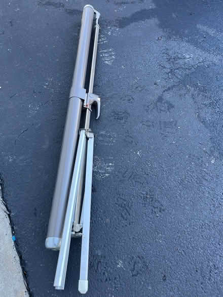 Photo of free Projection Screen from 1960’s (Chadds Ford/Garnet Valley) #3