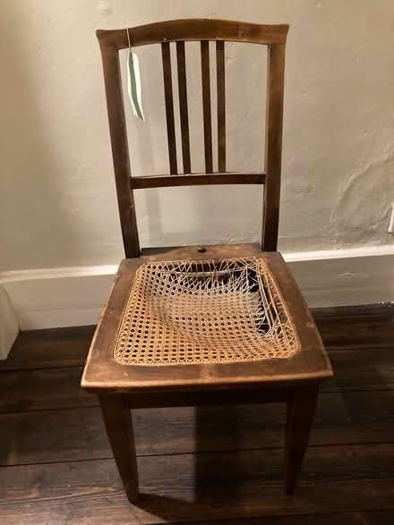 Photo of free Piano chair (Ickford HP18) #1