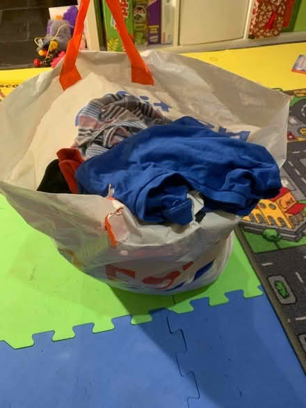 Photo of free Boys clothes 5-7 (Barton-le-Clay MK45) #1