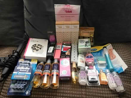 Photo of free Straighteners and toiletries (Carshalton SM5) #1