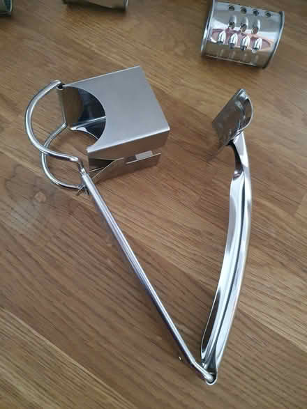 Photo of free Hand wind grater (CM20) #1