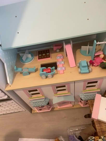 Photo of free Wooden doll house (Oakwood , EN2) #1