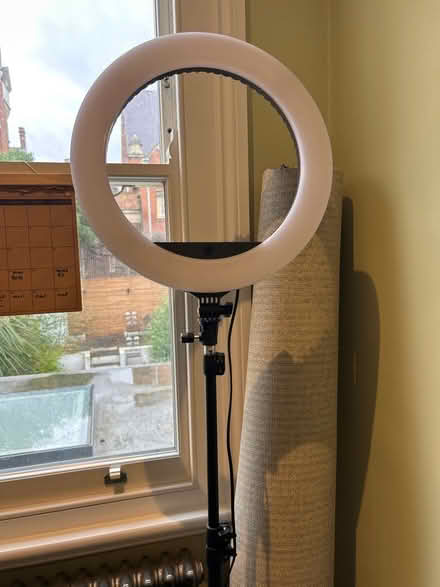 Photo of free Ring light for photography/selfies (Clapham Junction SW11) #1
