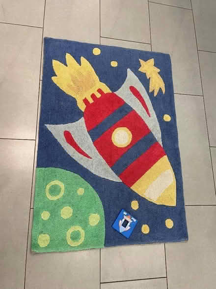 Photo of free Rug - kids (Fiveways BN1) #1
