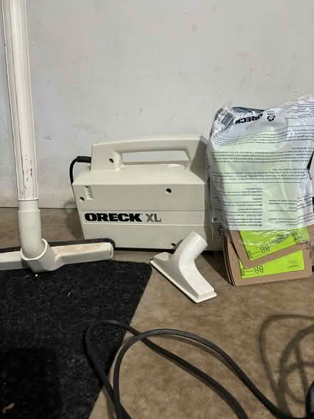 Photo of free Orek XL VACCUM (Glenview) #1