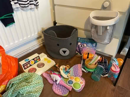 Photo of free Bundle: Baby/Toddler Feeding equipment, toy storage etc (Leytonstone E11) #4