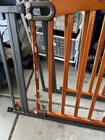Photo of free baby / dog gates (Des Plaines freecycle) #1