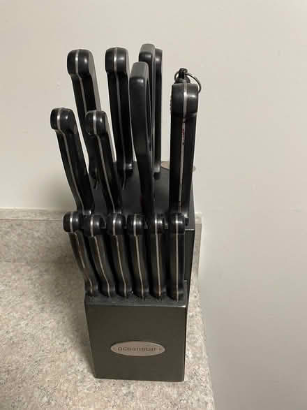 Photo of free Complete Knife Block Set (Yonge and College) #1