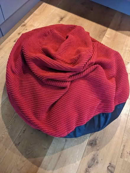 Photo of free Brick Hug Bean Bag Dia 70cm base - Dunelm RED Colour (Redhill Common RH1) #4