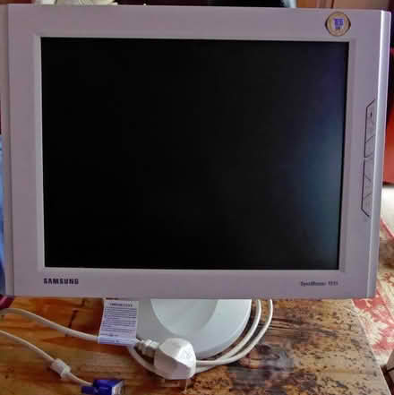 Photo of free Samsung Syncmaster 151s monitor (West Bridgford NG2) #1