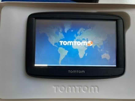 Photo of free TomTom Start 42 (North Watford WD17) #2