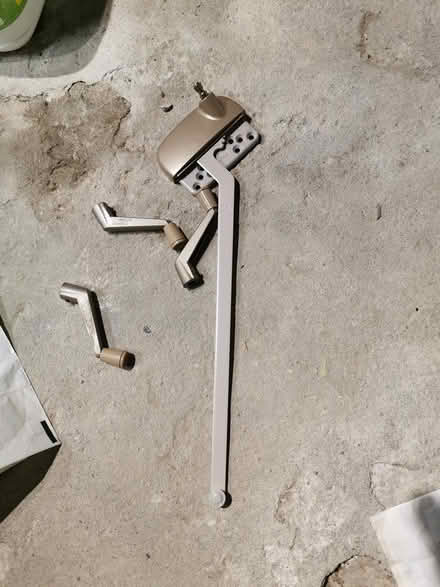 Photo of free Window hardware (Vanier north) #1