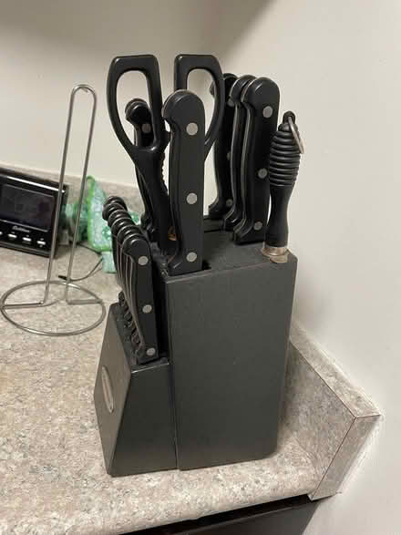 Photo of free Complete Knife Block Set (Yonge and College) #2