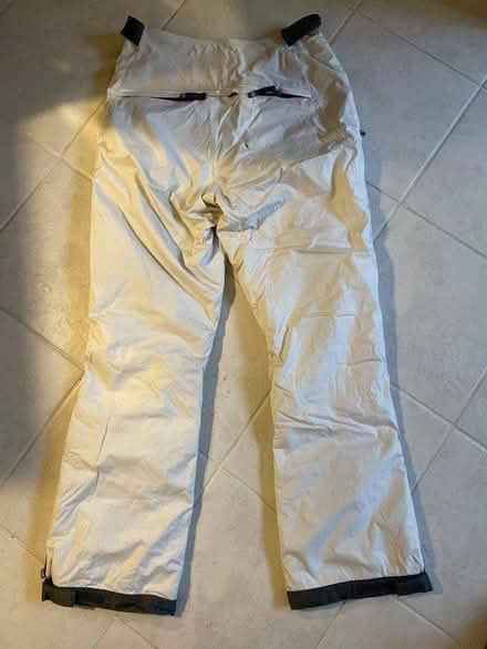 Photo of free Woman skiing trousers uk 12/14 (Wokingham RG41) #4