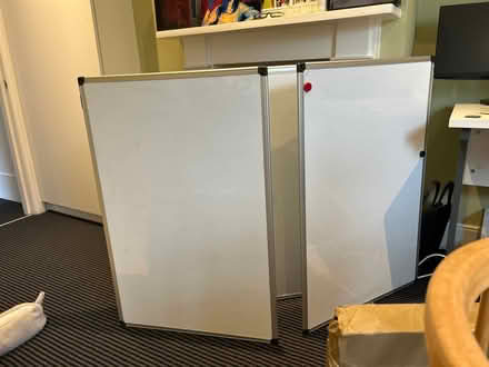 Photo of free Folding white board (Clapham Junction SW11) #1